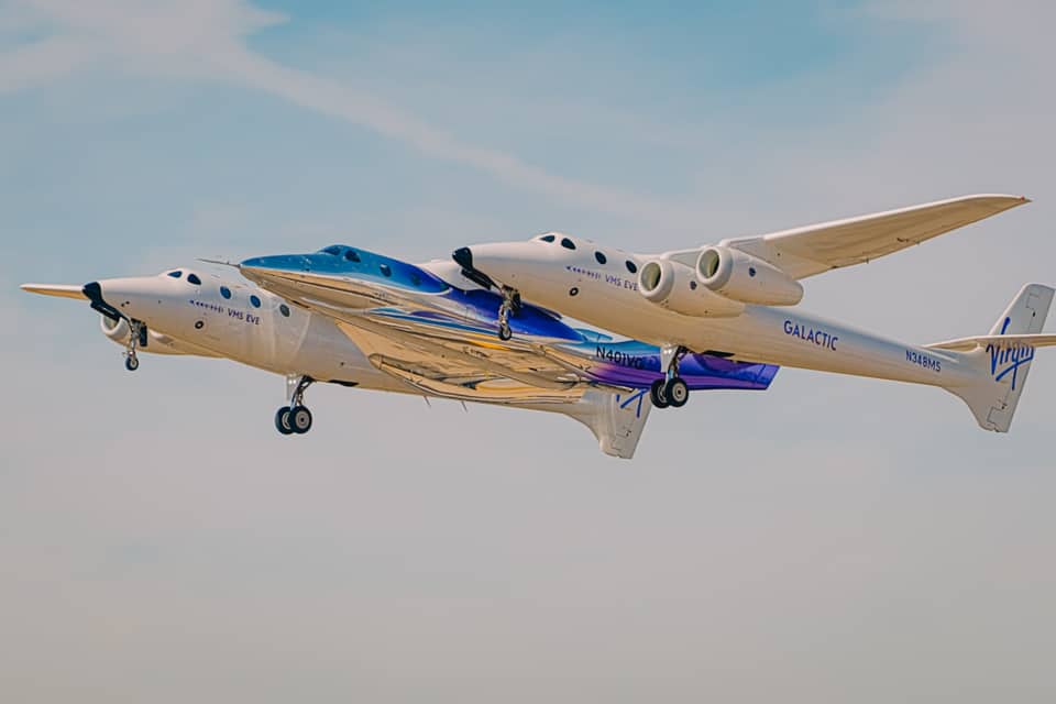 Photo: Virgin Galactic / Cordwell Virgin Galactic Spaceship Apeiron mated under VMS Eve on the ferry to Spaceport America